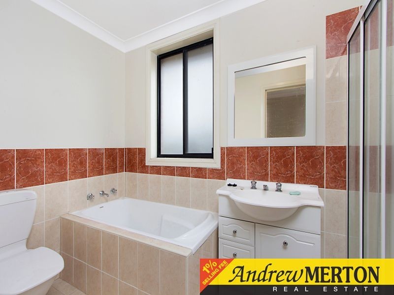 2/44 Stanbury Place, Quakers Hill NSW 2763