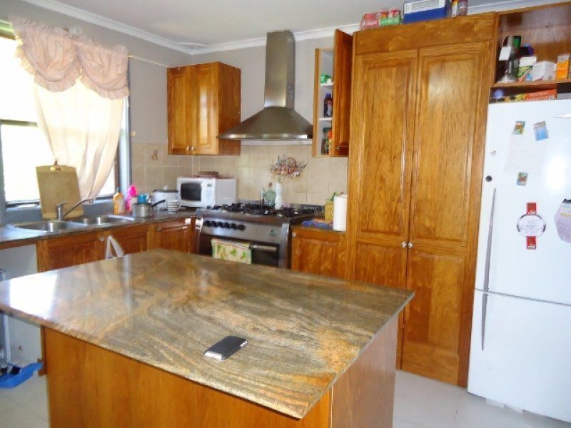 6 Dhalia Street, Quakers Hill NSW 2763