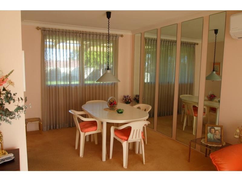 8 Barnier Drive, Quakers Hill NSW 2763