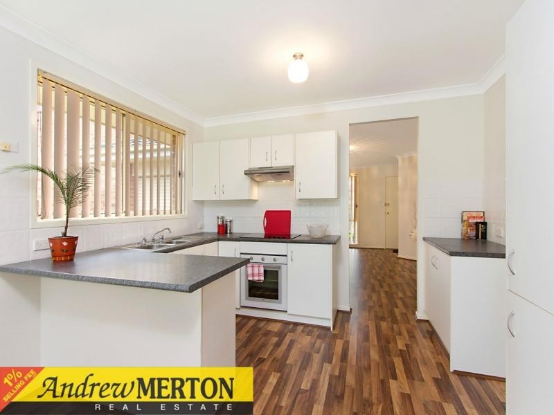 19 Glenview grove, Glendenning NSW 2761