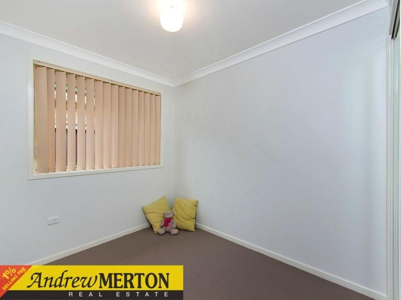 19 Glenview grove, Glendenning NSW 2761