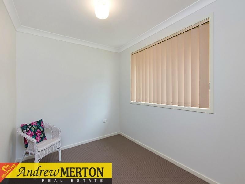 19 Glenview grove, Glendenning NSW 2761