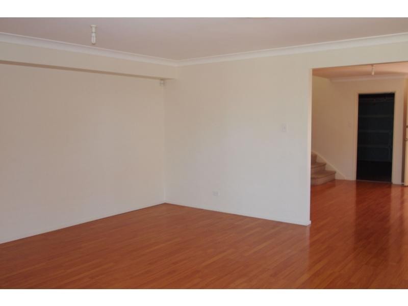 8A Sapphire Circuit, Quakers Hill NSW 2763