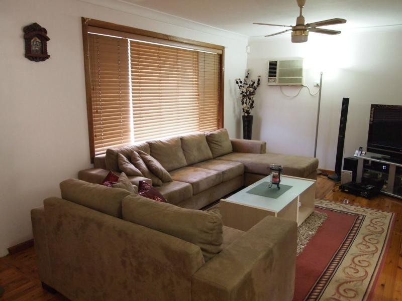 22 Elwood Crescent, Quakers Hill NSW 2763