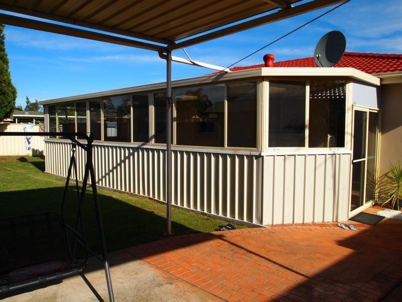 22 Elwood Crescent, Quakers Hill NSW 2763