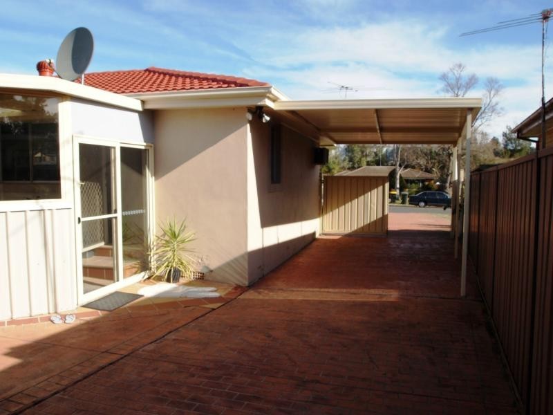 22 Elwood Crescent, Quakers Hill NSW 2763