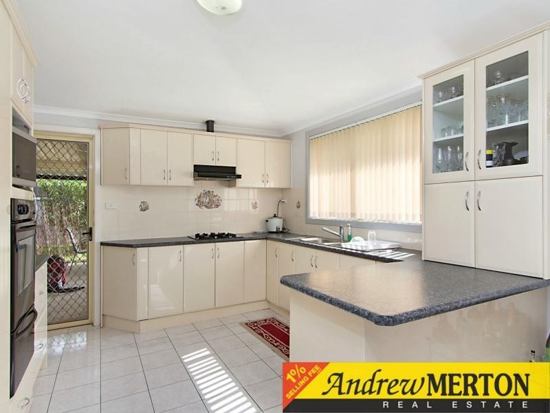 32 Shinnick Drive, Oakhurst NSW 2761