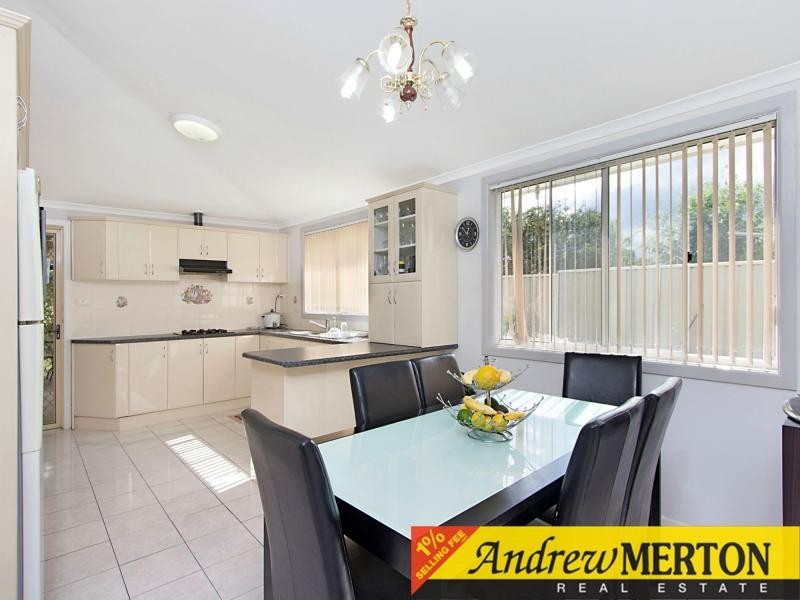 32 Shinnick Drive, Oakhurst NSW 2761