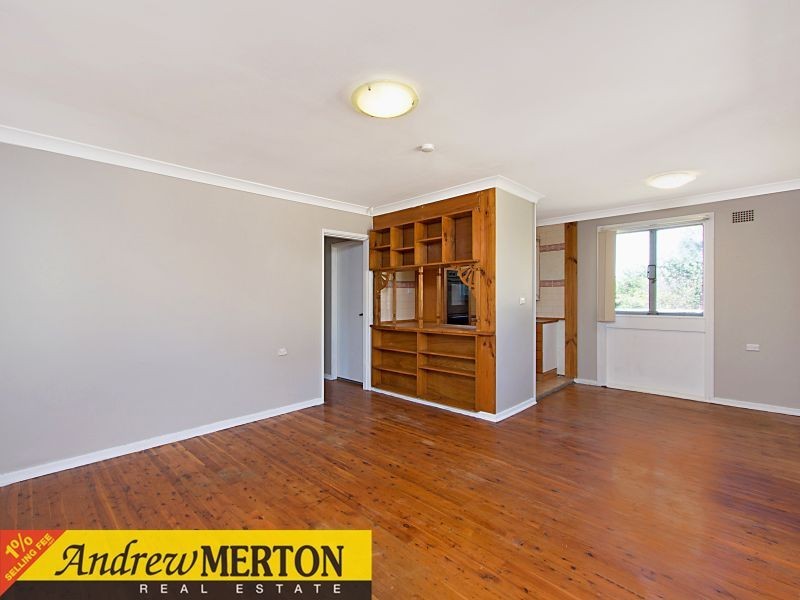 27 Manila St, Lethbridge Park NSW 2770
