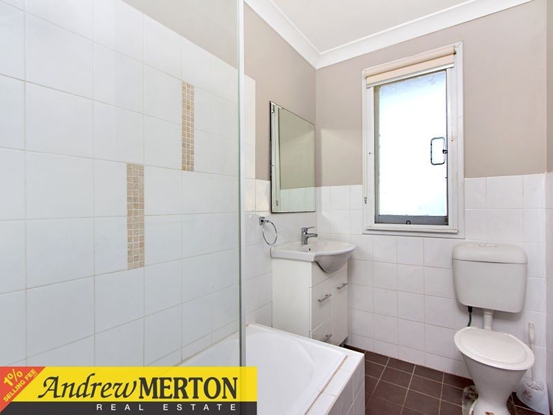 27 Manila St, Lethbridge Park NSW 2770