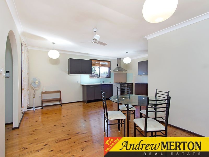 25 Kunipipi Street, St Clair NSW 2759