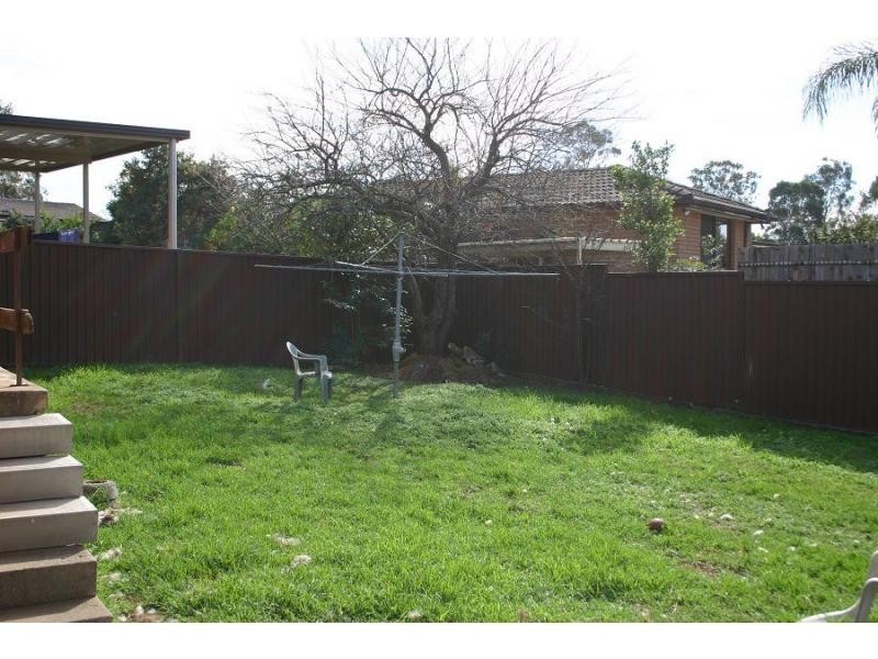 42 Yarramundi Dr, Dean Park NSW 2761