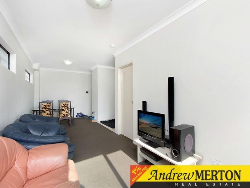 8/159 Wellington Road, Sefton NSW 2162
