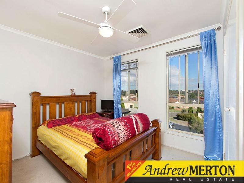 4 Emmanuel Terrace, Glenwood NSW 2768