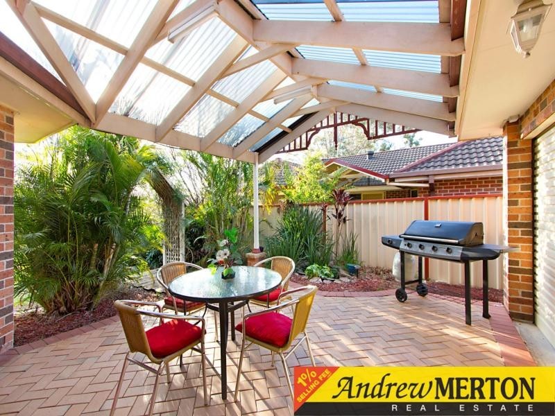 21 Thompson Crescent, Glenwood NSW 2768