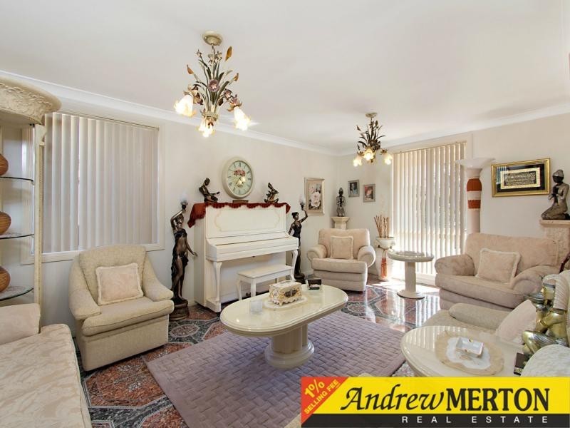 77 Shinnick Drive, Oakhurst NSW 2761