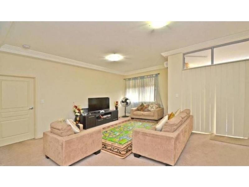21/2 Bruce Street, Blacktown NSW 2148