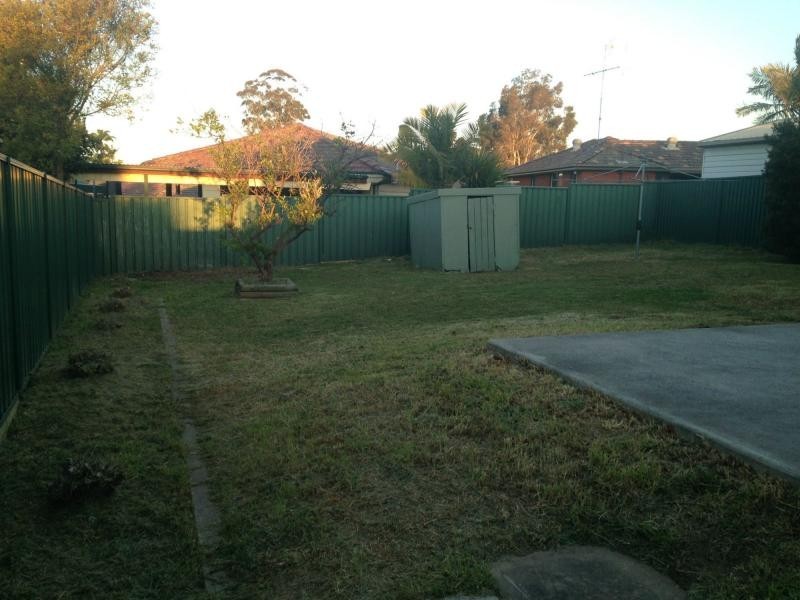 80 Columbia Road, Seven Hills NSW 2147