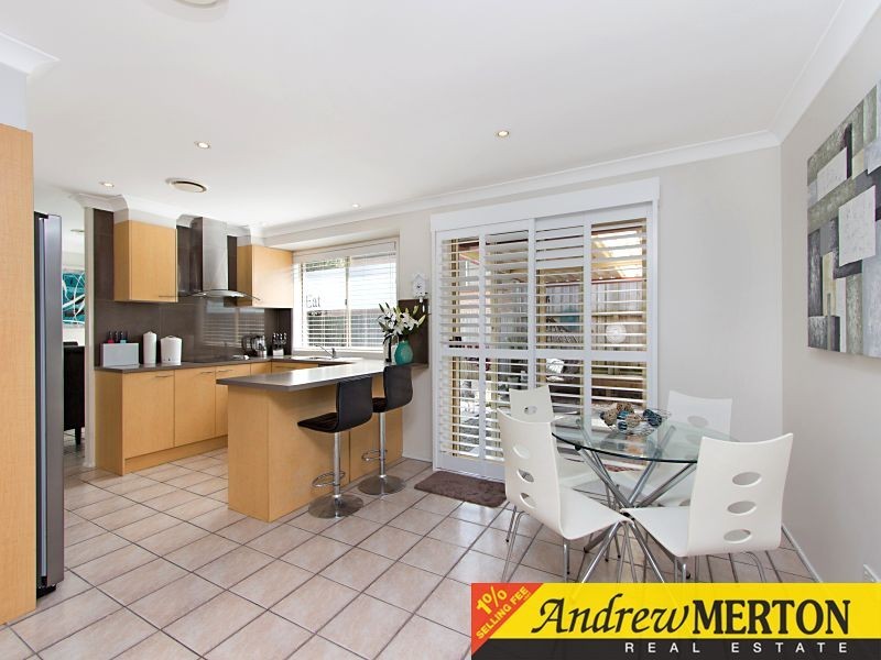 27 Brendan Place, Quakers Hill NSW 2763
