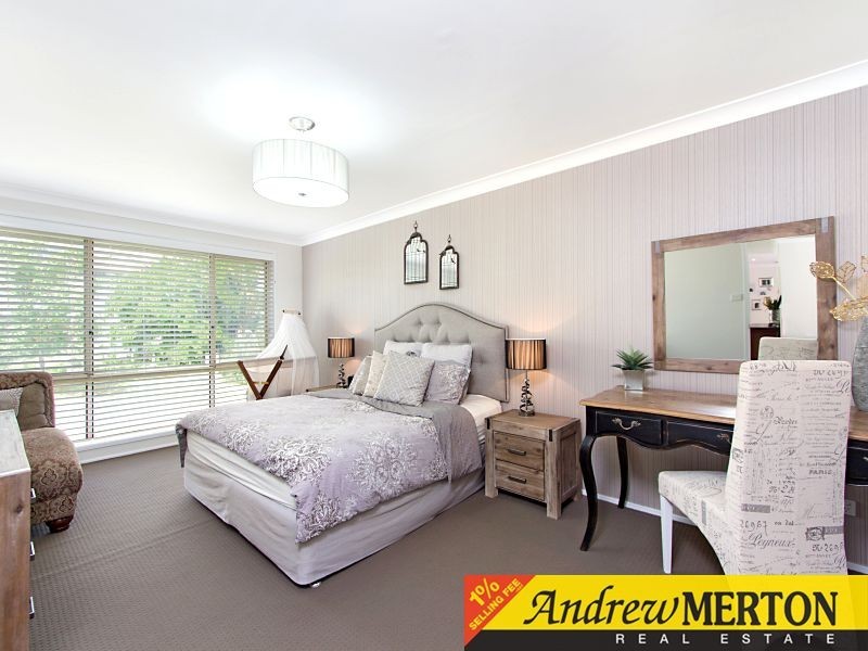 27 Brendan Place, Quakers Hill NSW 2763