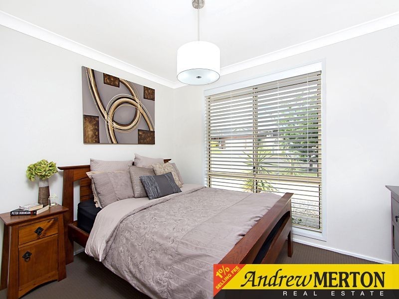 27 Brendan Place, Quakers Hill NSW 2763