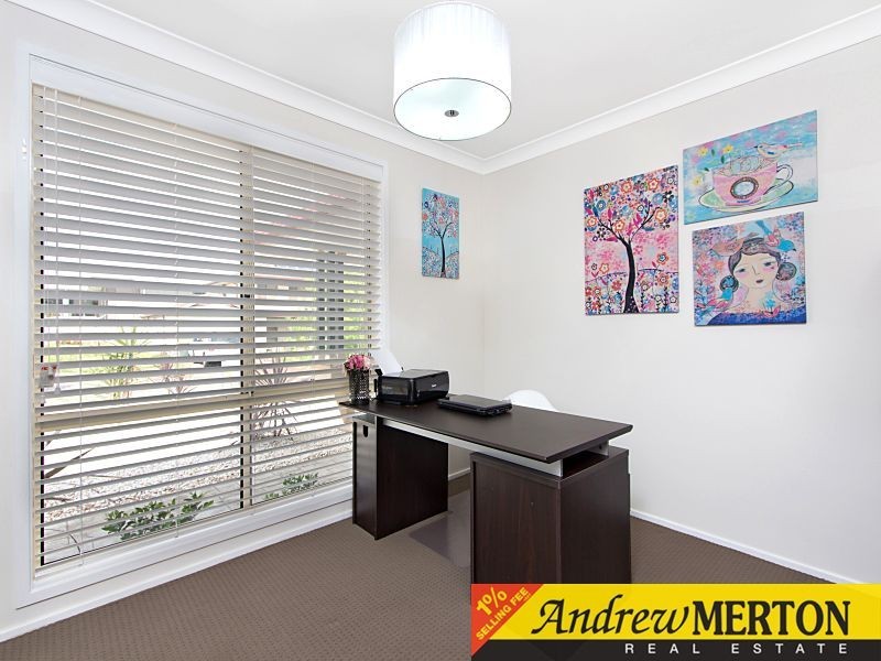 27 Brendan Place, Quakers Hill NSW 2763