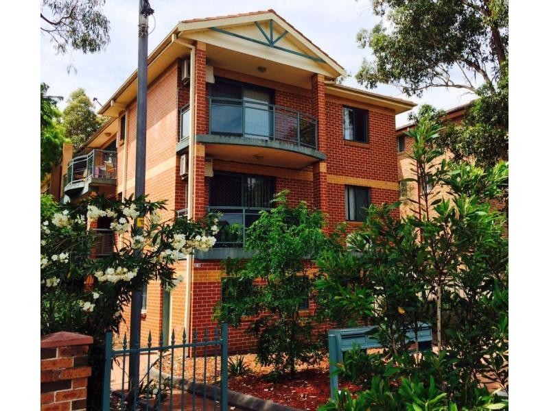 2/20 Chetwynd Road, Merrylands NSW 2160