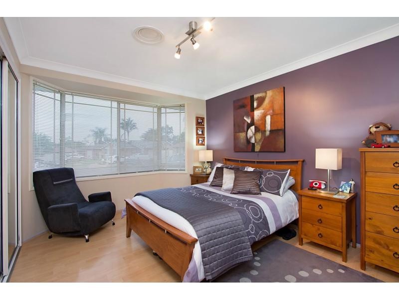 10 Amanda Close, Dean Park NSW 2761