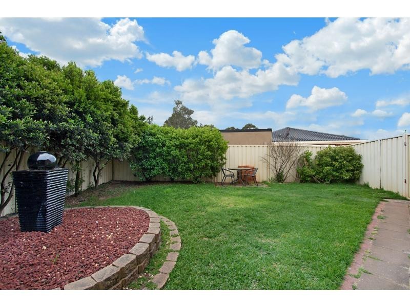 10 Amanda Close, Dean Park NSW 2761