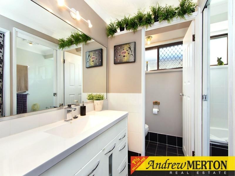 7 Dubbo Street, Quakers Hill NSW 2763