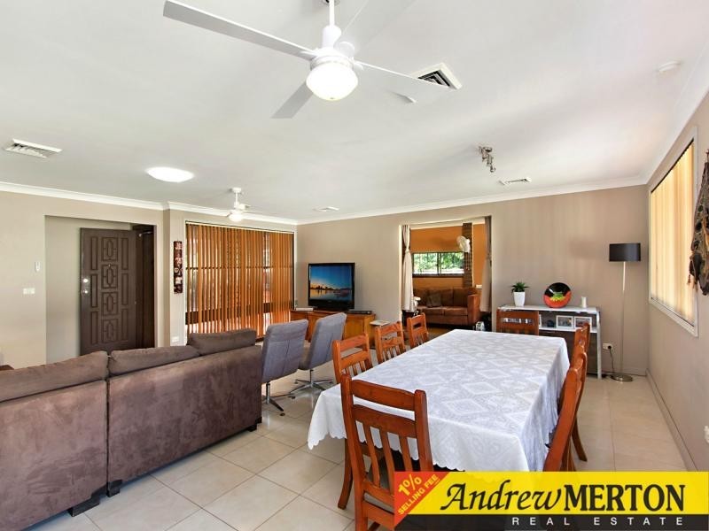 7 Dubbo Street, Quakers Hill NSW 2763