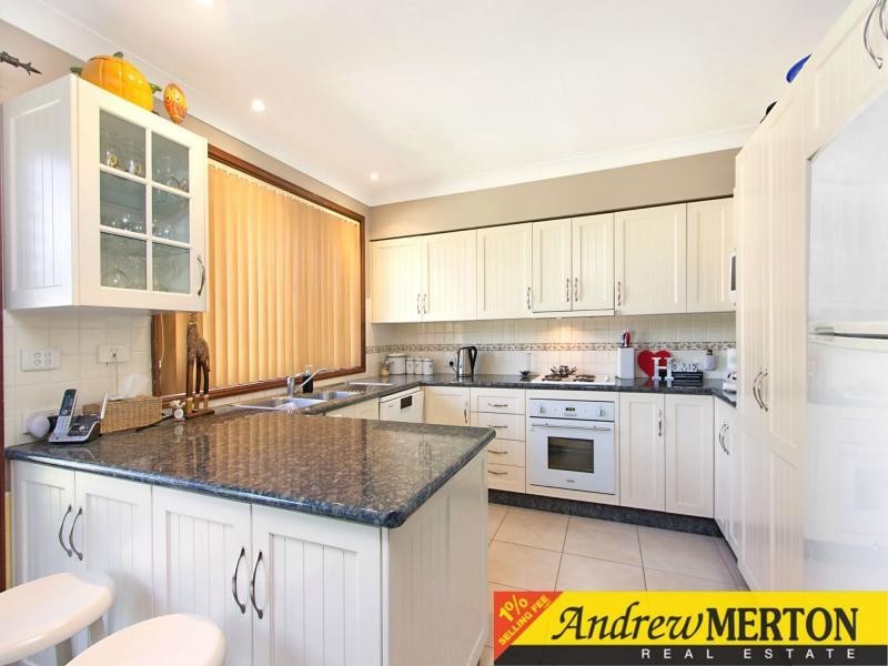 7 Dubbo Street, Quakers Hill NSW 2763