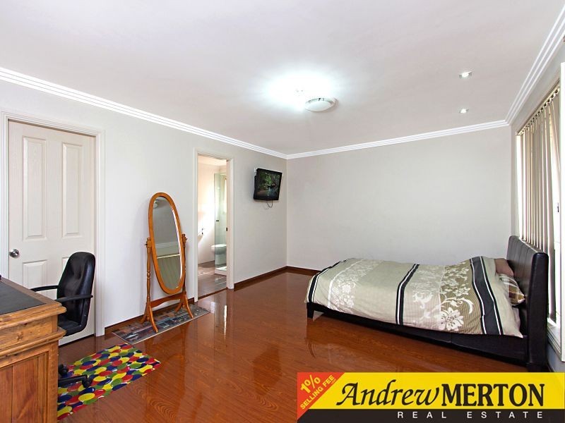 15 Granada Place, Oakhurst NSW 2761