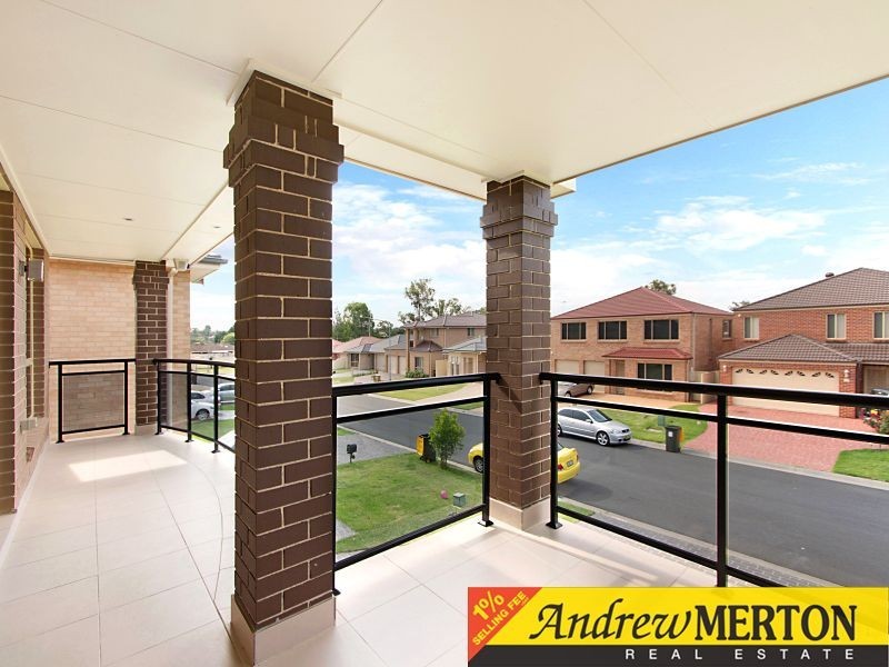 15 Granada Place, Oakhurst NSW 2761