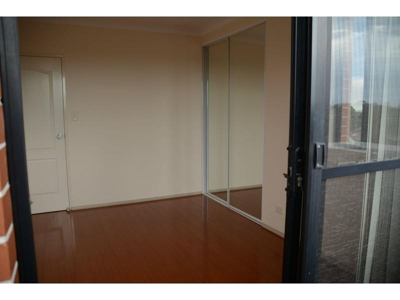 24/20 Clifton Street, Blacktown NSW 2148