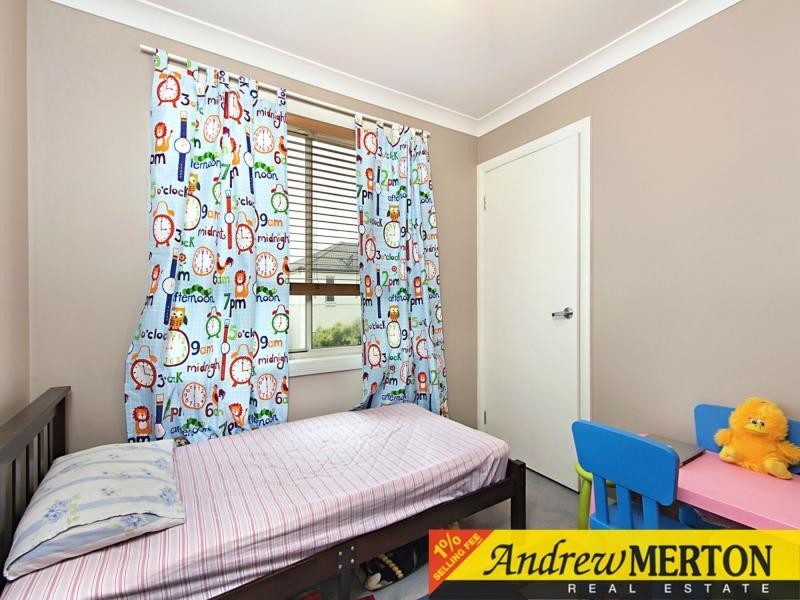 8 Paperbark Drive, Woodcroft NSW 2767