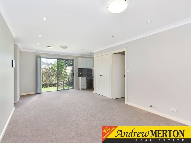 2/63 Breakfast Road, Marayong NSW 2148