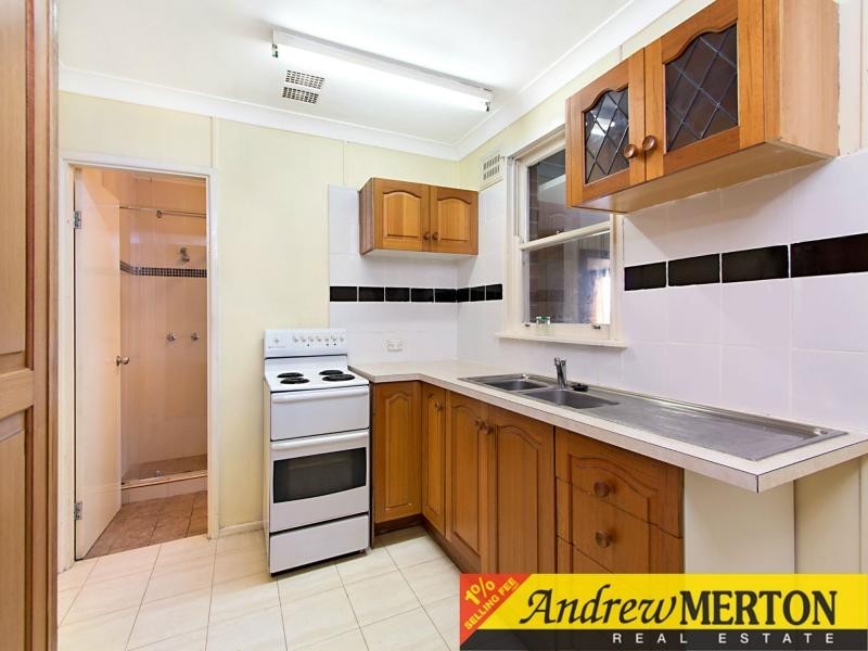 19 Hilltop Avenue, Blacktown NSW 2148