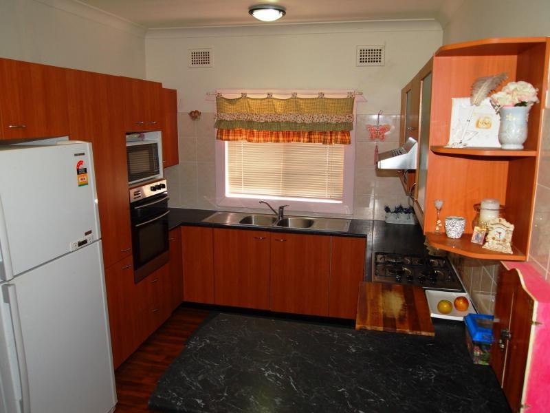 14 Lyton Street, Blacktown NSW 2148