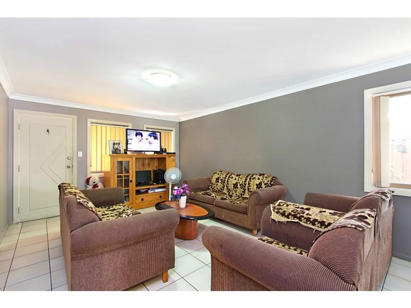 Unit 4/128-130 Canberra Street, St Marys NSW 2760