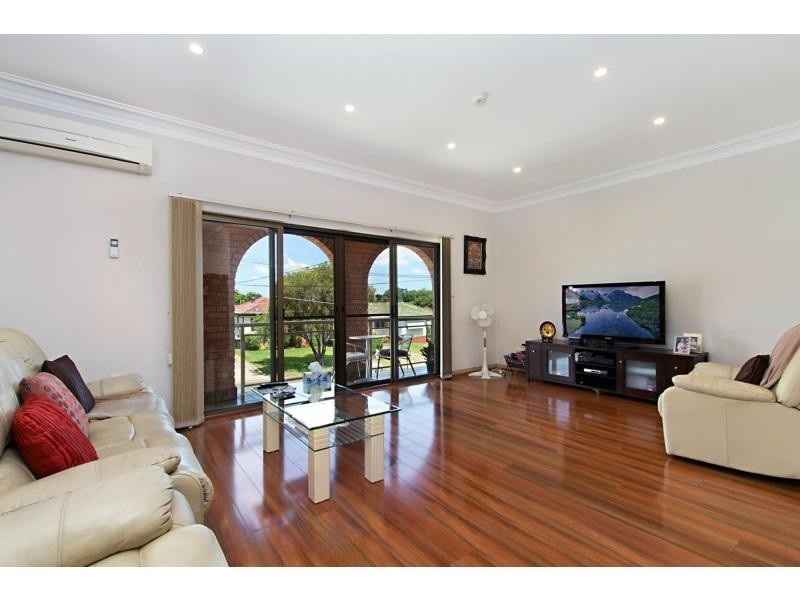 15 Knox Street, St Marys NSW 2760