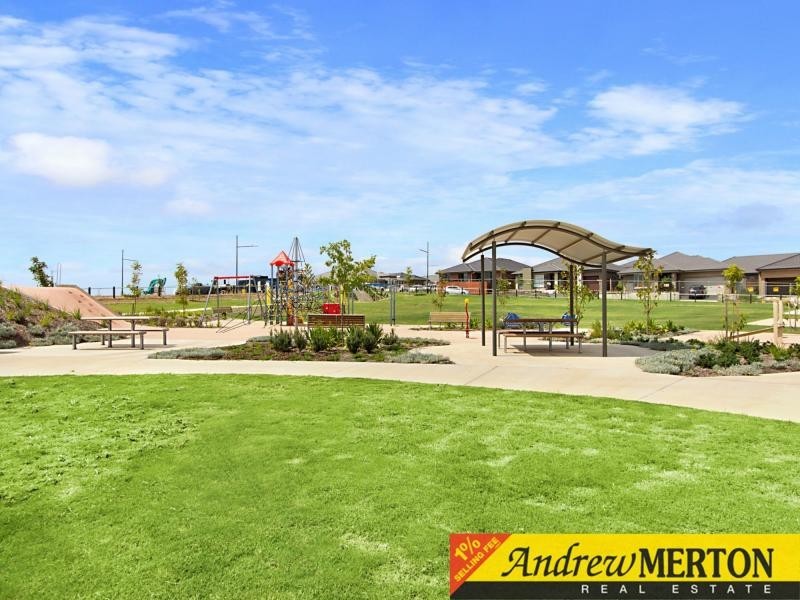 L960 Sunningdale Drive, Colebee NSW 2761