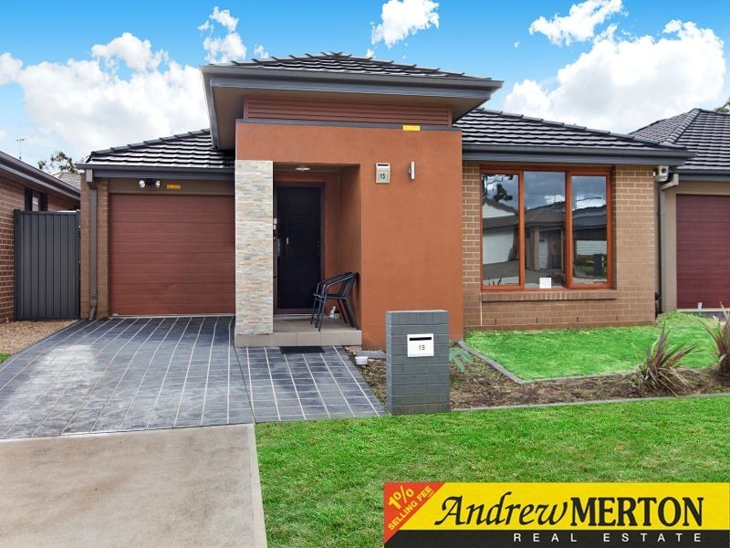 15 Brunswick Circuit, Ropes Crossing NSW 2760