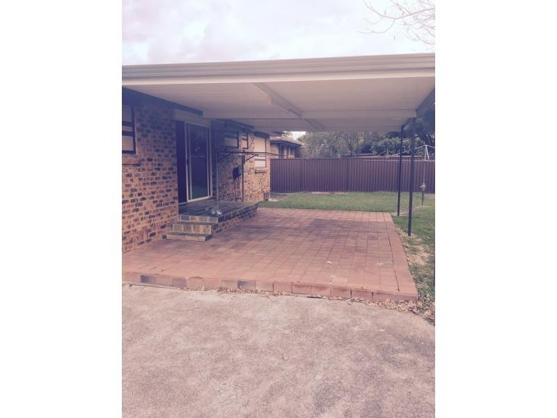 6 Canna Place, Quakers Hill NSW 2763