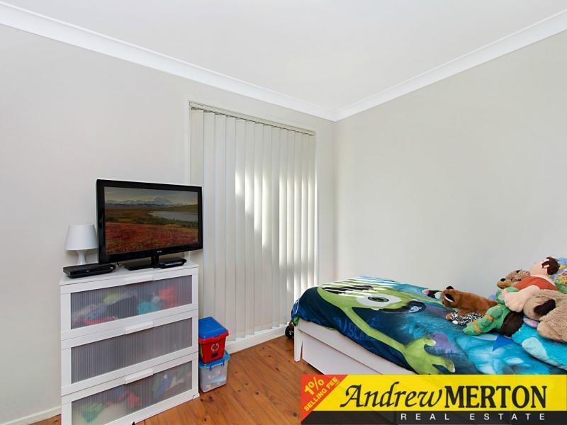 3 Groundsel Avenue, Macquarie Fields NSW 2564