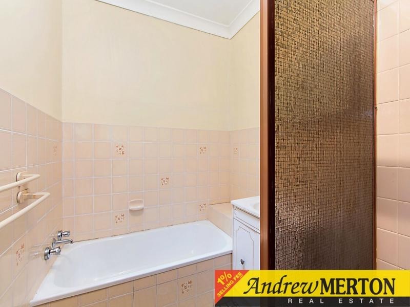 2/68-70 The Esplanade, Guildford NSW 2161