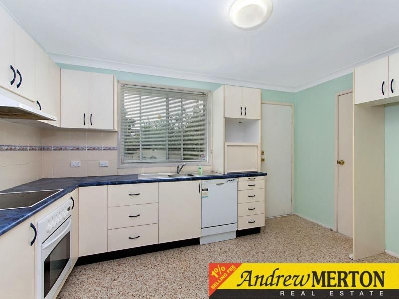28 Tichborne Drive, Quakers Hill NSW 2763