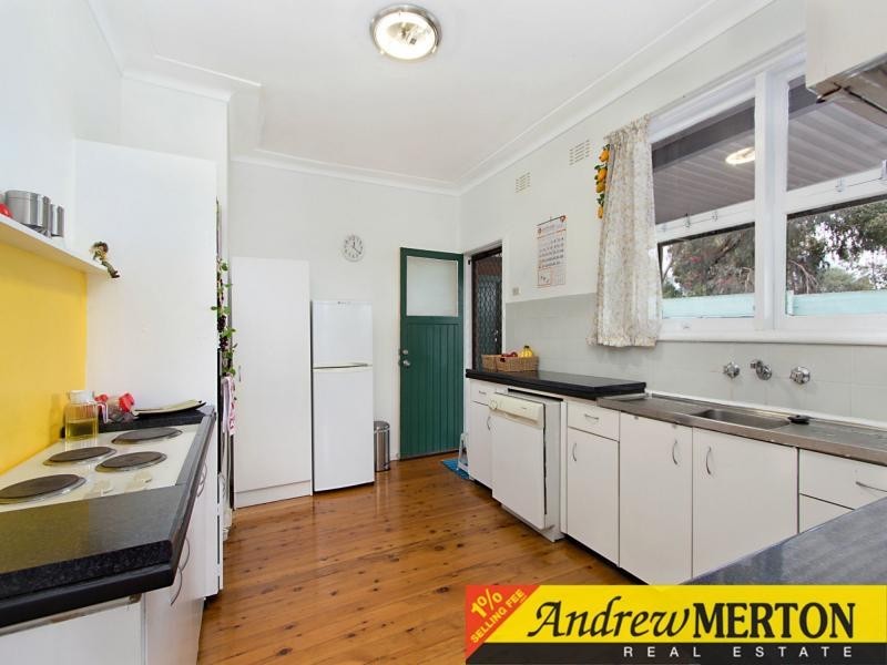7 Royal Place, Greystanes NSW 2145