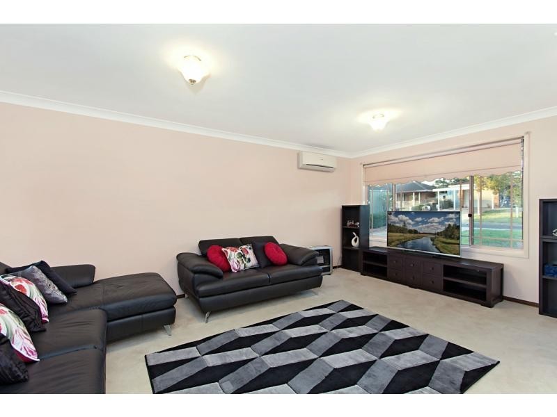 3 Crispin Place, Quakers Hill NSW 2763
