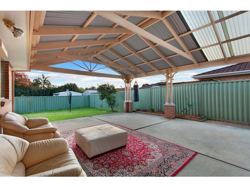 3 Crispin Place, Quakers Hill NSW 2763